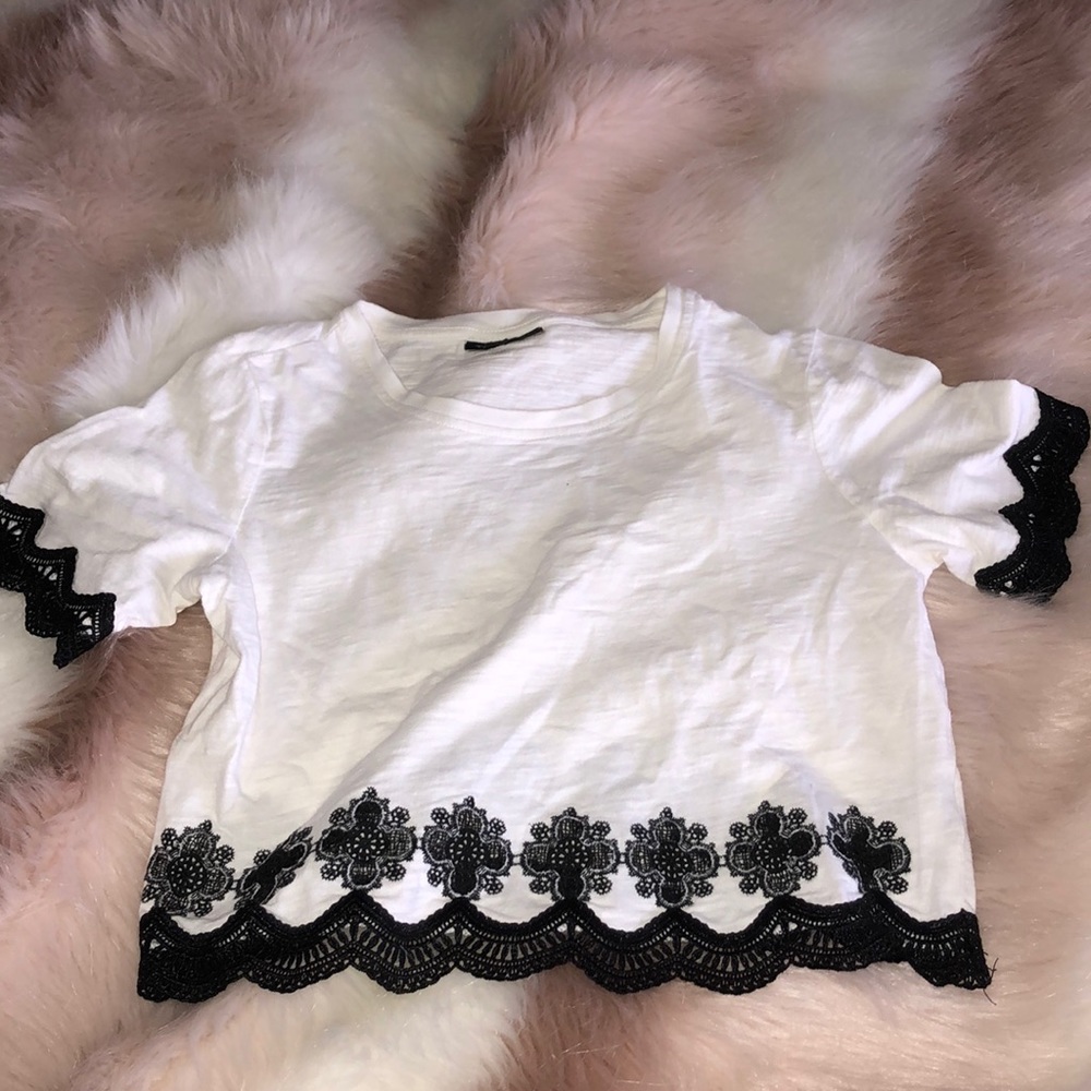 laced crop top